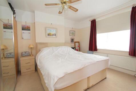 BED 1.JPG