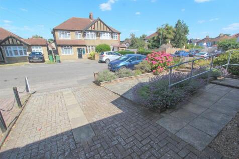 driveway.jpg