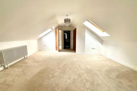 bedroom1.jpg