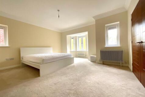 bedroom6.jpg