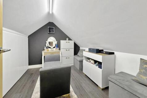 Dressing / Store Room