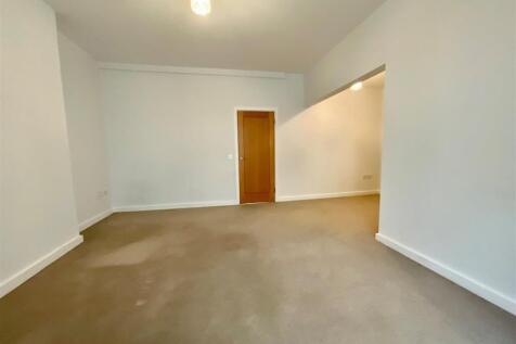 bedroom1.jpg