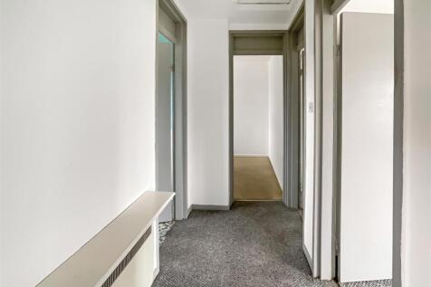Hallway.jpg