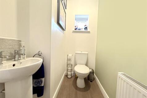 Ground Floor Wc