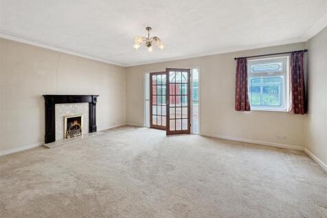 Bungalow Living Room