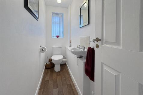 Ground Floor Wc