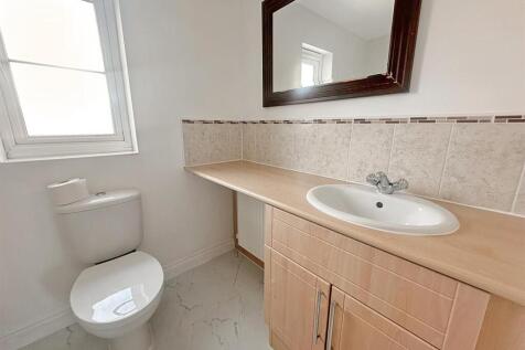 Bathroom-1.jpg