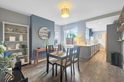 Open Plan Dining Kitchen