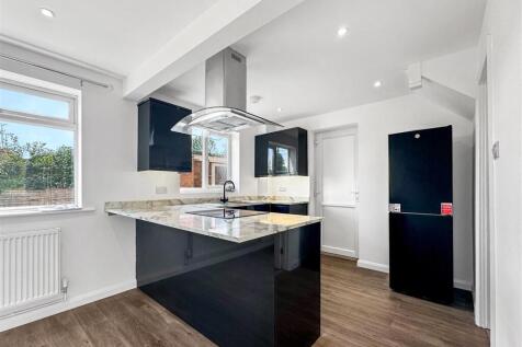 Kitchen .jpg