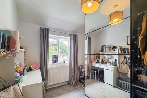 Bedroom 3.jpg