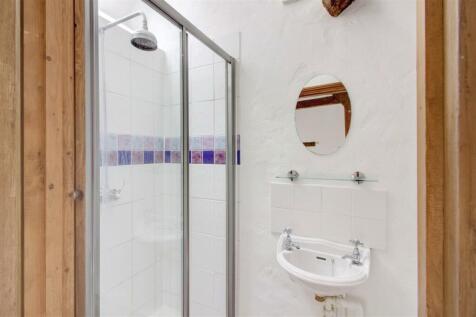 Cottage shower room