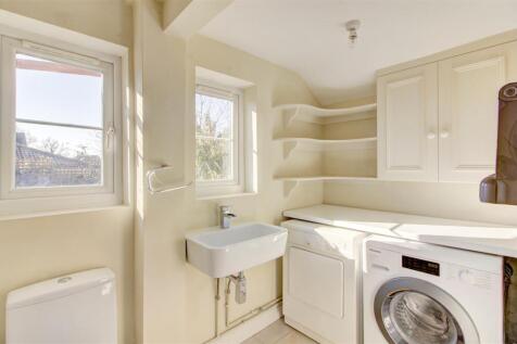 Cloakroom/utility