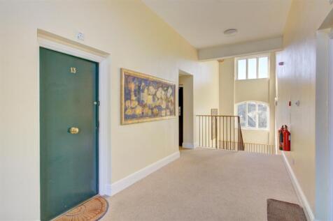 Inner landing