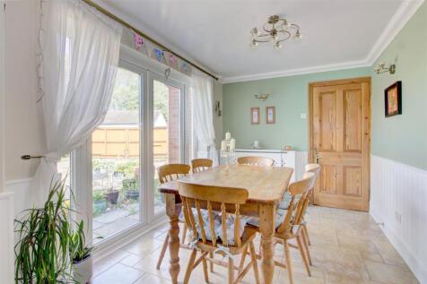 Breakfast room