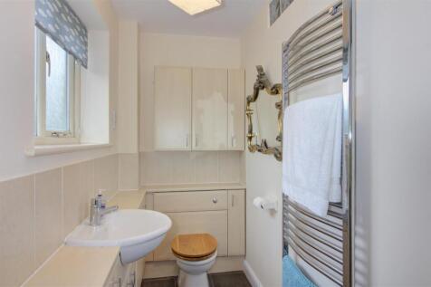 Family shower room