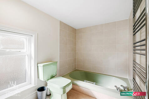 Family Bathroom T...