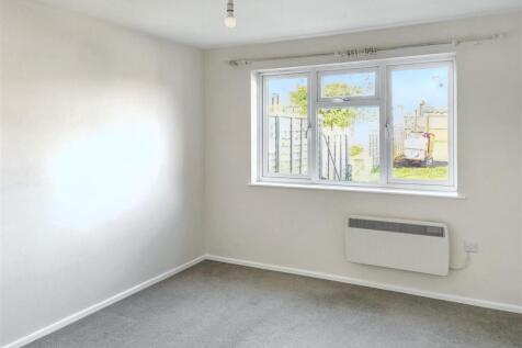 Bedroom1.jpg