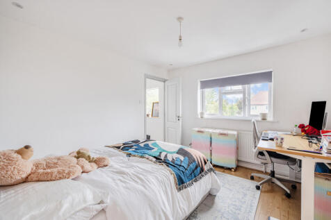 1360095-8-68dff28...