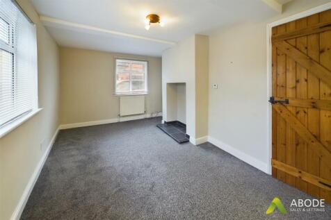 CAM03645G0-PR0049-STILL004.jpg