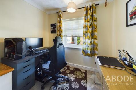 CAM04151G0-PR0034-STILL023.jpg