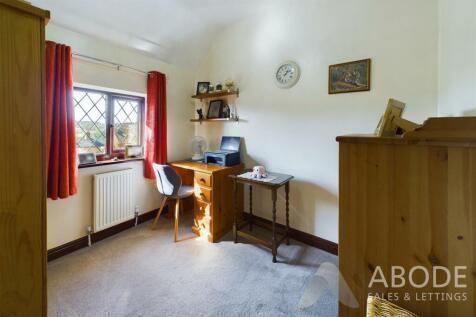 CAM03645G0-PR0100-STILL004.jpg