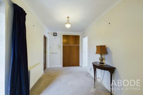 CAM02696G0-PR0431-STILL009.jpg