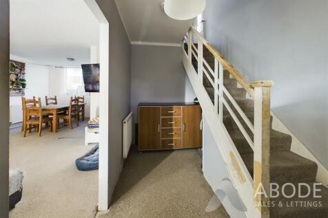 CAM03473G0-PR0180-STILL009.jpg