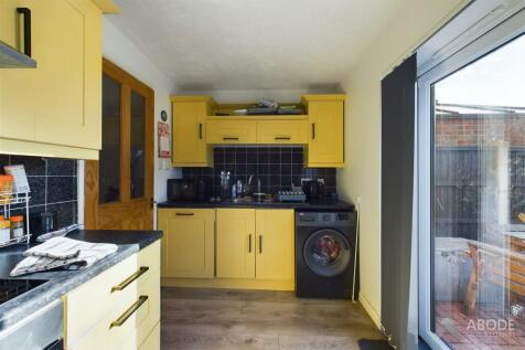 CAM03473G0-PR0185-STILL012.jpg