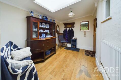 CAM03645G0-PR0064-STILL023.jpg