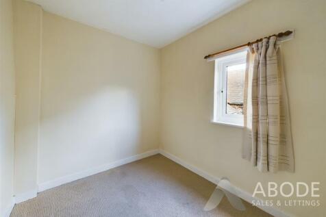 CAM04151G0-PR0063-STILL009.jpg