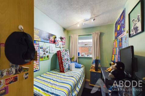CAM02696G0-PR0462-STILL013.jpg