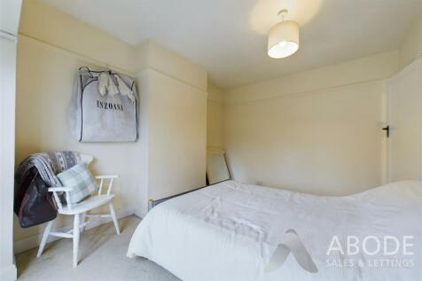 CAM03473G0-PR0205-STILL007.jpg