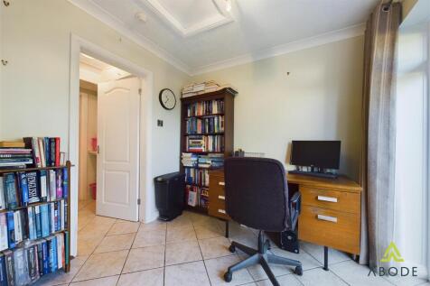 CAM03473G0-PR0216-STILL017.jpg