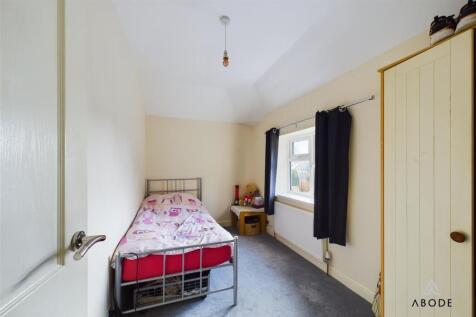 CAM02696G0-PR0491-STILL015.jpg