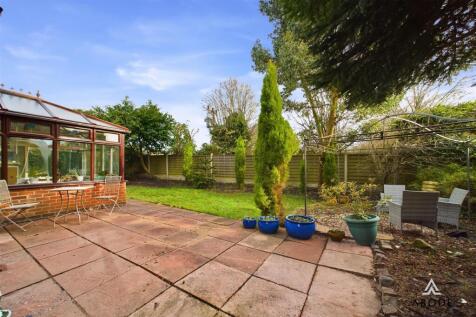 CAM03645G0-PR0149-STILL014.jpg