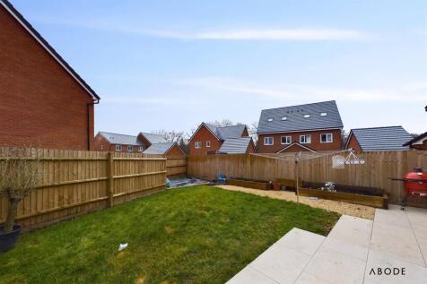 CAM02696G0-PR0497-STILL024.jpg