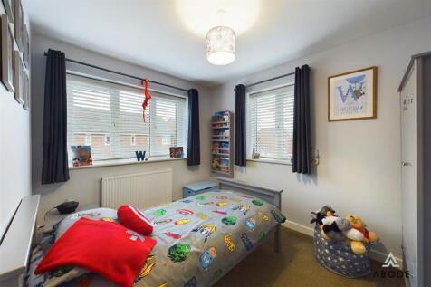 CAM04151G0-PR0131-STILL009.jpg