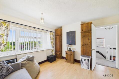 CAM02696G0-PR0579-STILL005.jpg
