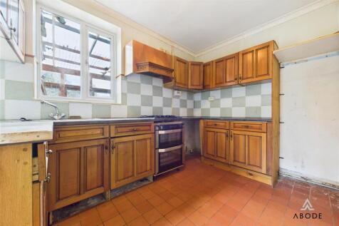CAM03473G0-PR0336-STILL002.jpg