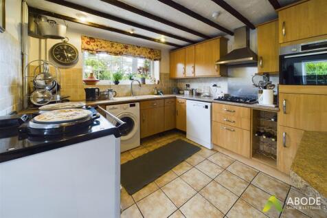 CAM03645G0-PR0033-STILL023.jpg