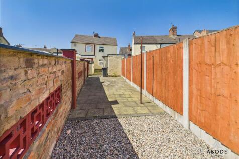 CAM03645G0-PR0209-STILL014.jpg