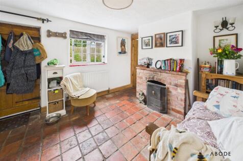 CAM03645G0-PR0229-STILL006.jpg