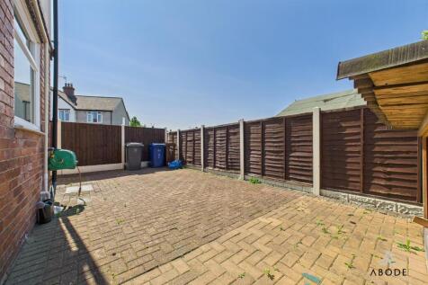 CAM03473G0-PR0385-STILL020.jpg
