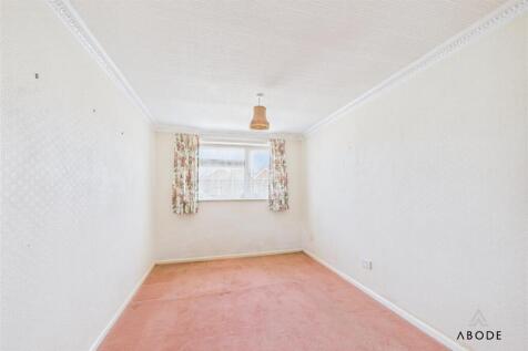 CAM02696G0-PR0661-STILL005.jpg