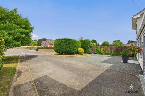 CAM03473G0-PR0413-STILL003.jpg