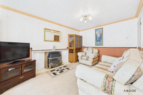 CAM03473G0-PR0414-STILL014.jpg