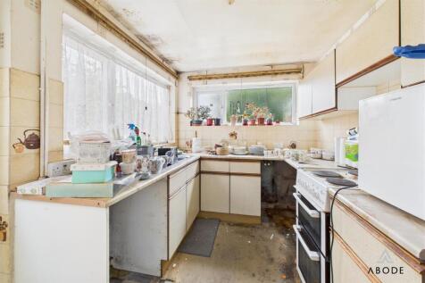 CAM01882G0-PR0115-STILL004.jpg