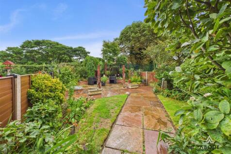 CAM04151G0-PR0225-STILL017.jpg