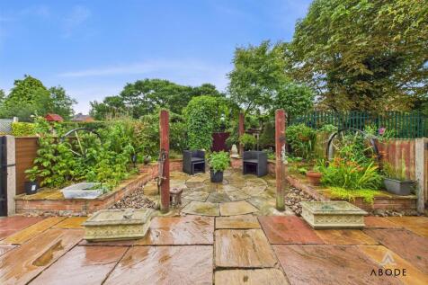 CAM04151G0-PR0225-STILL018.jpg