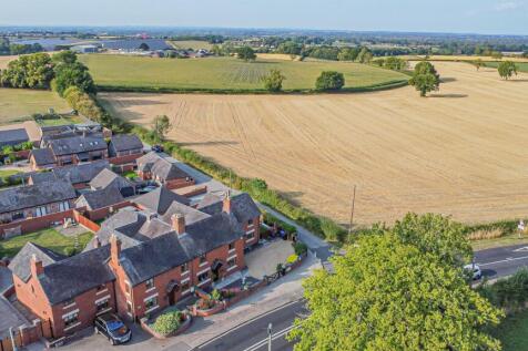 dji_fly_20250815_175040_711_1755276681346_photo_op